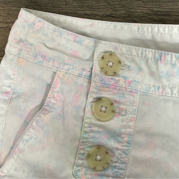 Express White Shorts w/ Tie Dye and Sailor Button Details Size 4 - Picture 5 of 9
